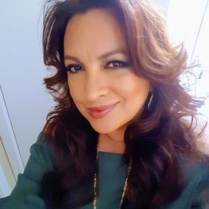 Meet your Posher, Sandra